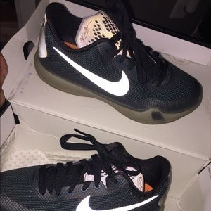 Nike Kobe X